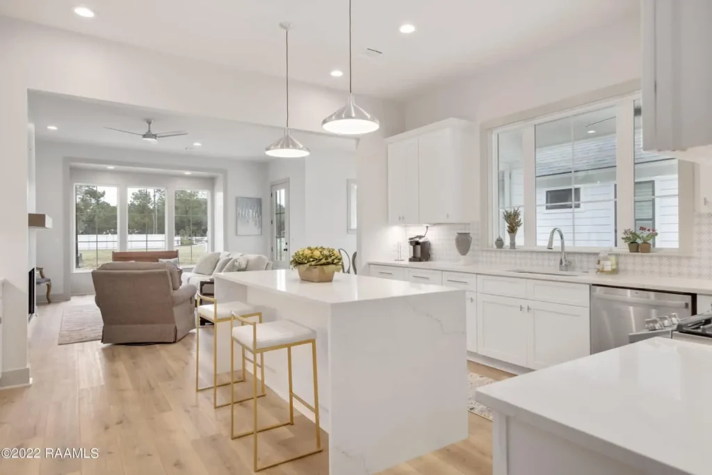Kitchen countertop and cabinet project by EE Kitchen & Bath